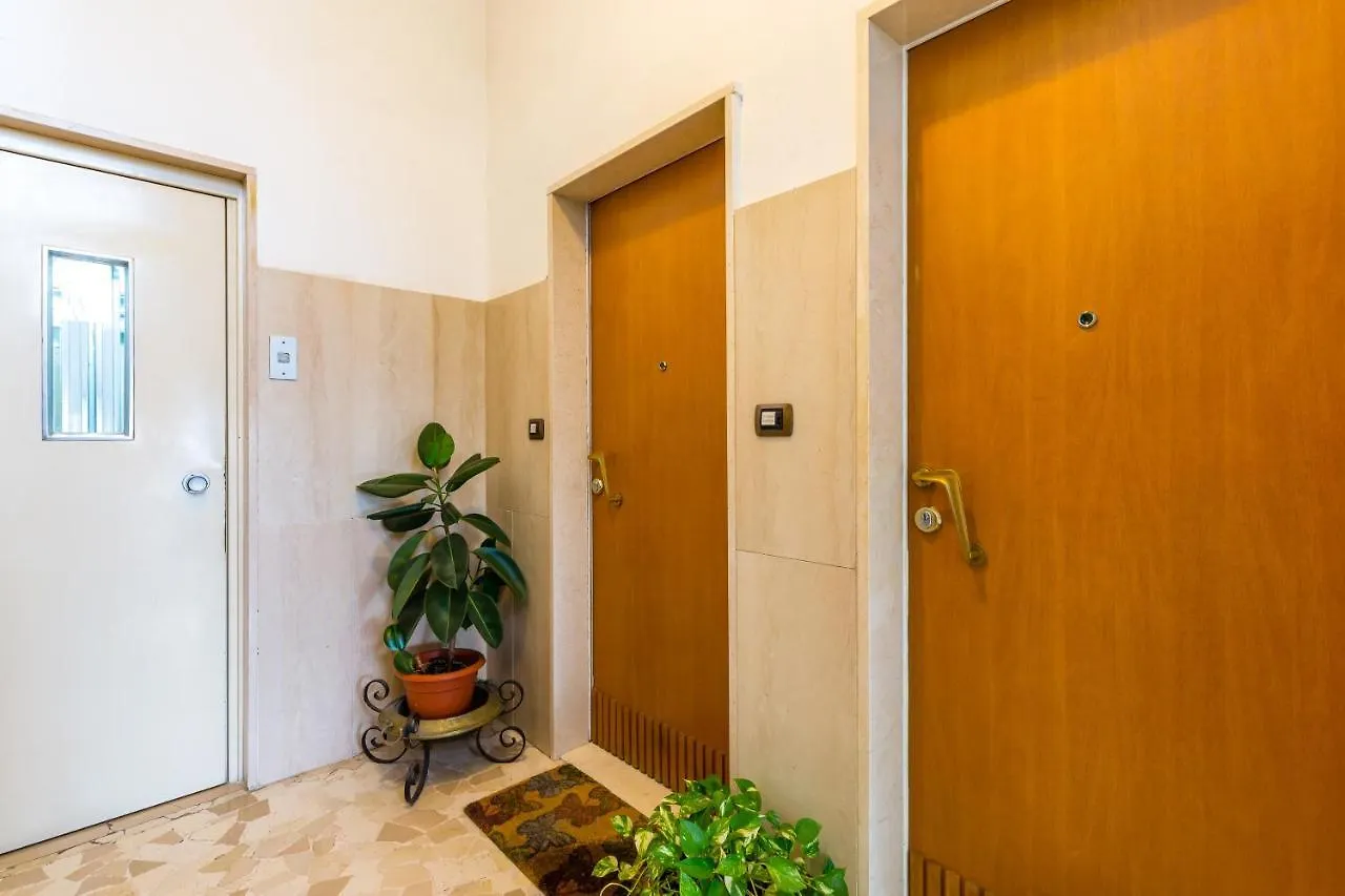 Ruta Comfort Flat Apartment Naples 0*,